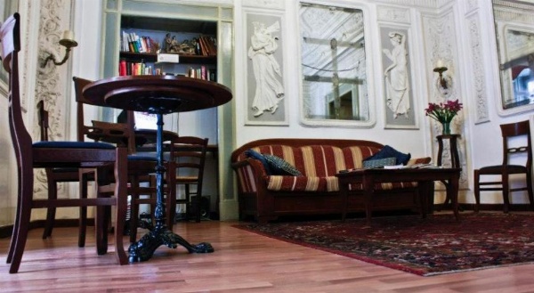 Miseria e Nobilta' Bed and Breakfast image 11