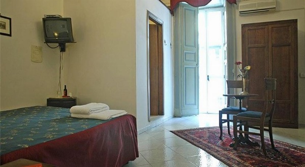 Miseria e Nobilta' Bed and Breakfast image 23