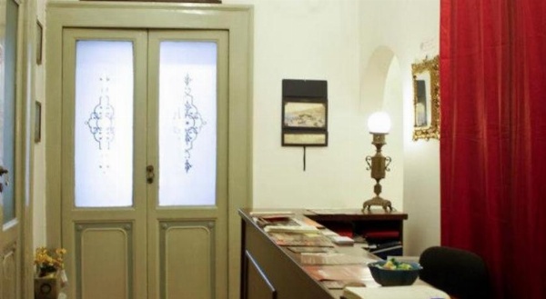 Miseria e Nobilta' Bed and Breakfast image 5